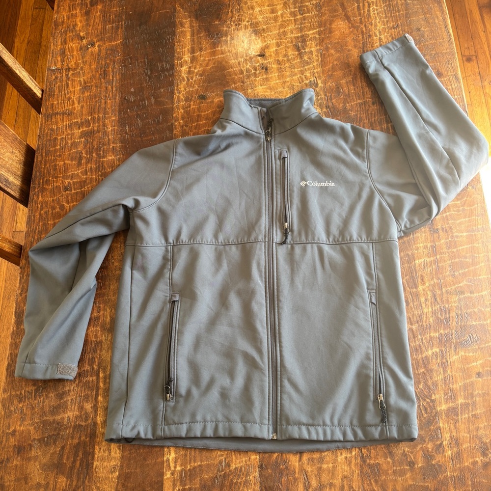 Columbia Gray Full-Zip Jacket size Largee